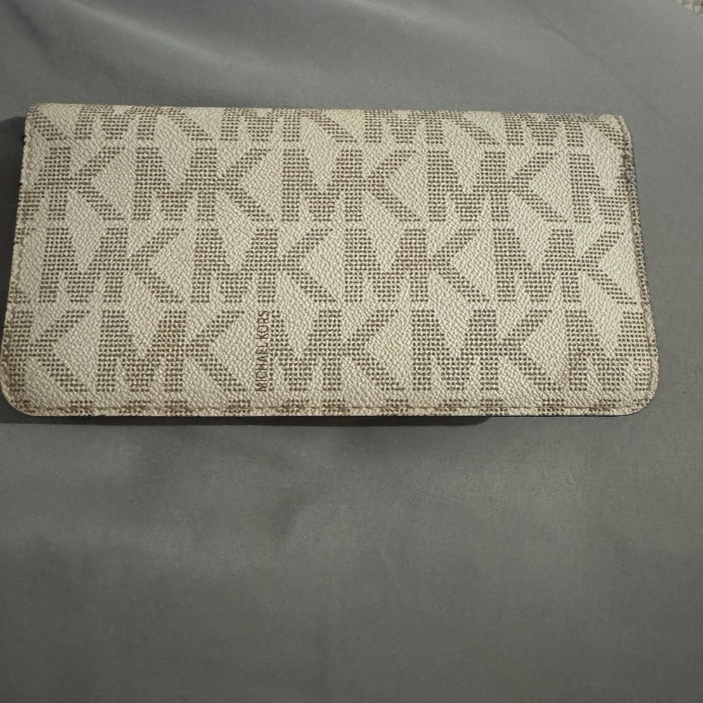 Wallet - Picture 2 of 3